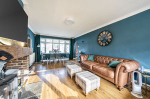 Photo 11- click for photo gallery